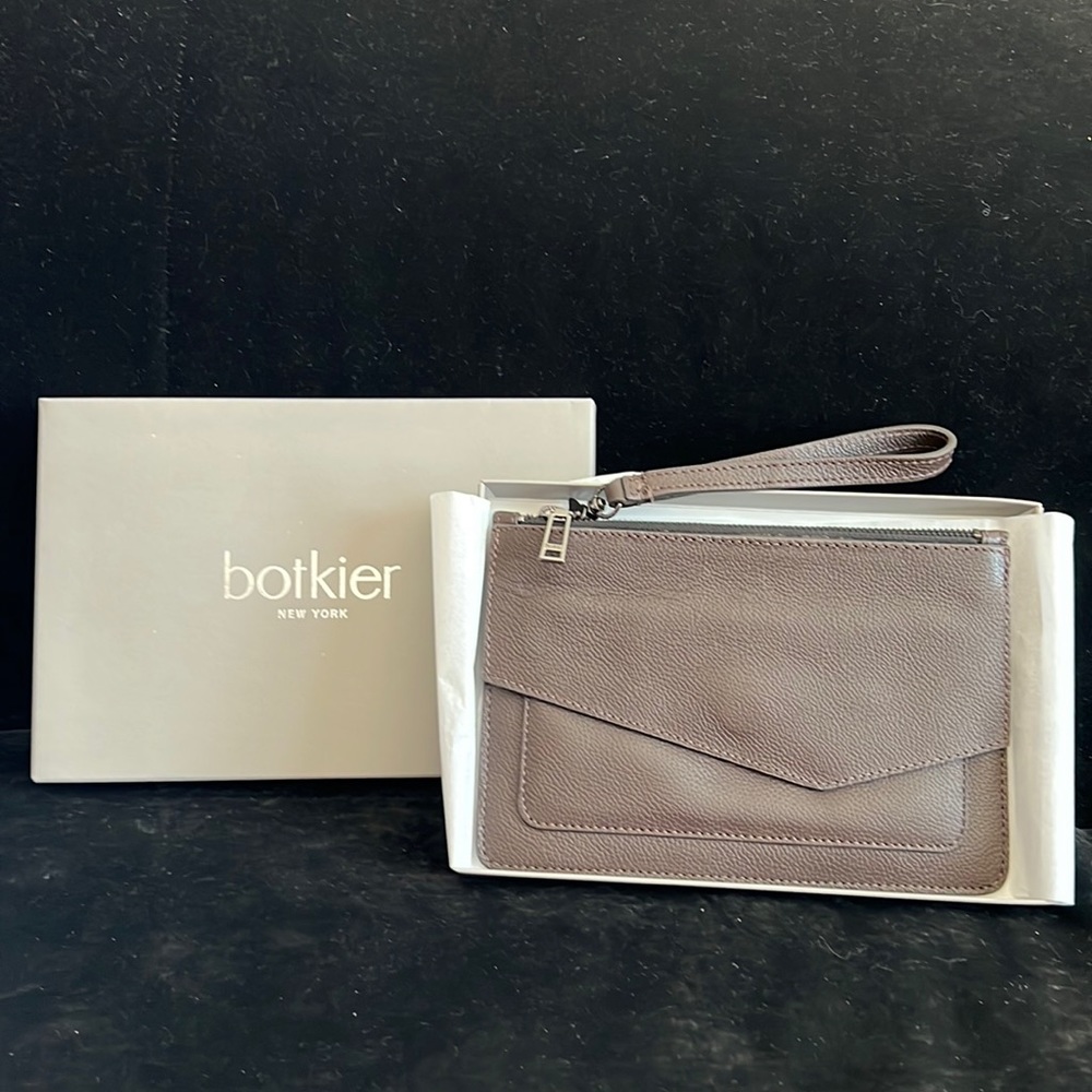Botkier Medium Leather Clutch NWT Color: Chocolate